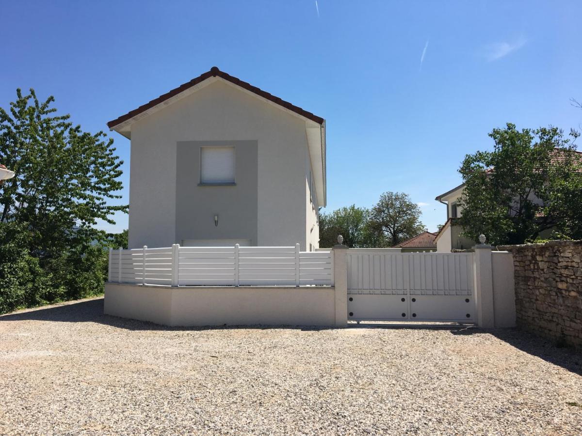 Montalieu Sejour 2 Maisons, Les Tulipes Ou Les Bambous Экстерьер фото
